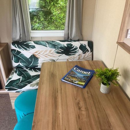 Newquay Bay Resort Oakley 6 Birth Caravan Exterior foto